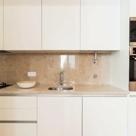 Hera Premium Living Apartment